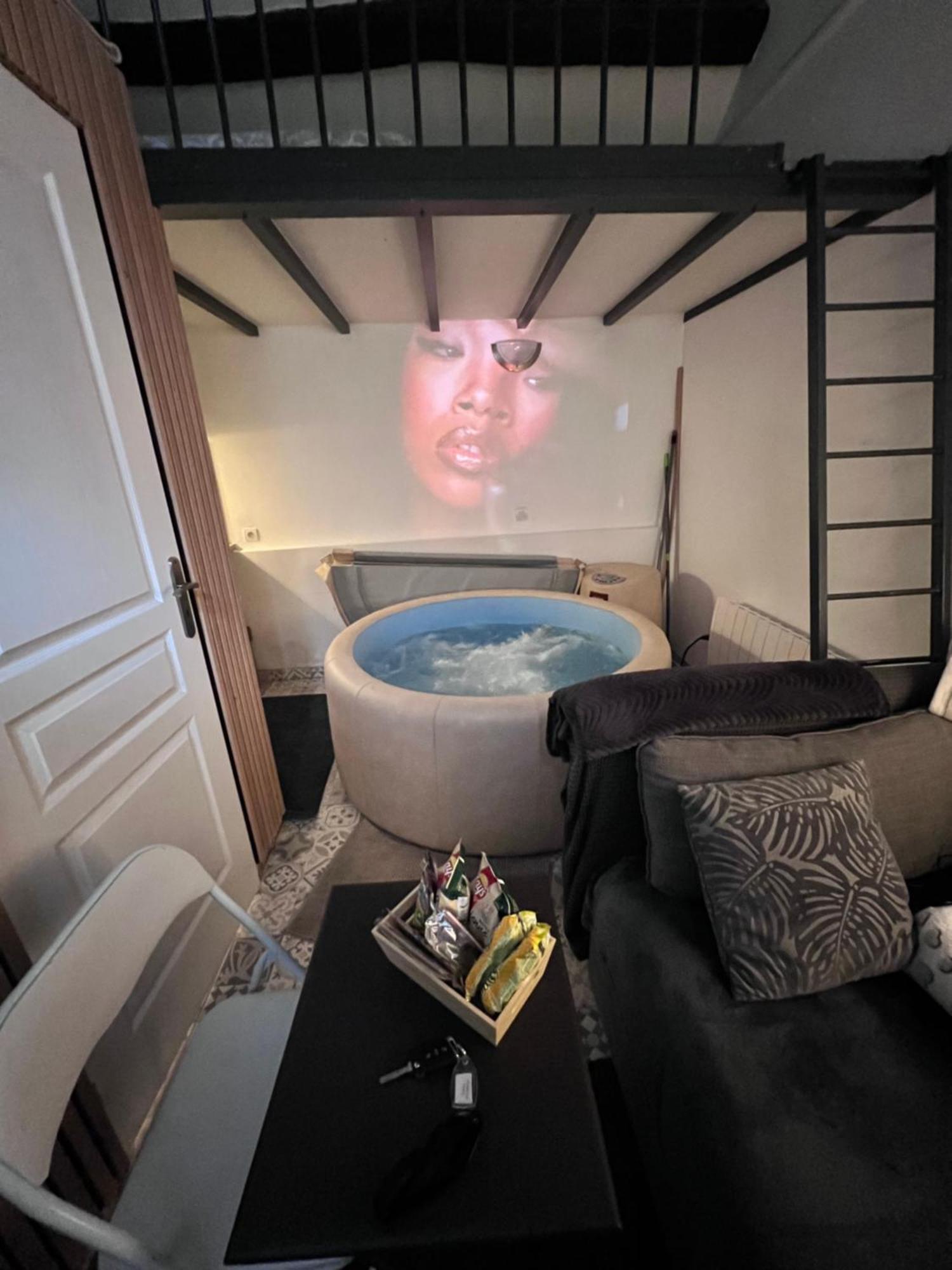 Maison Spa Soisy-sur-Seine ภายนอก รูปภาพ